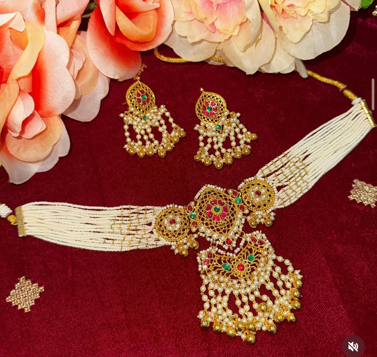 Pachi kundan designer pendant set with earrings