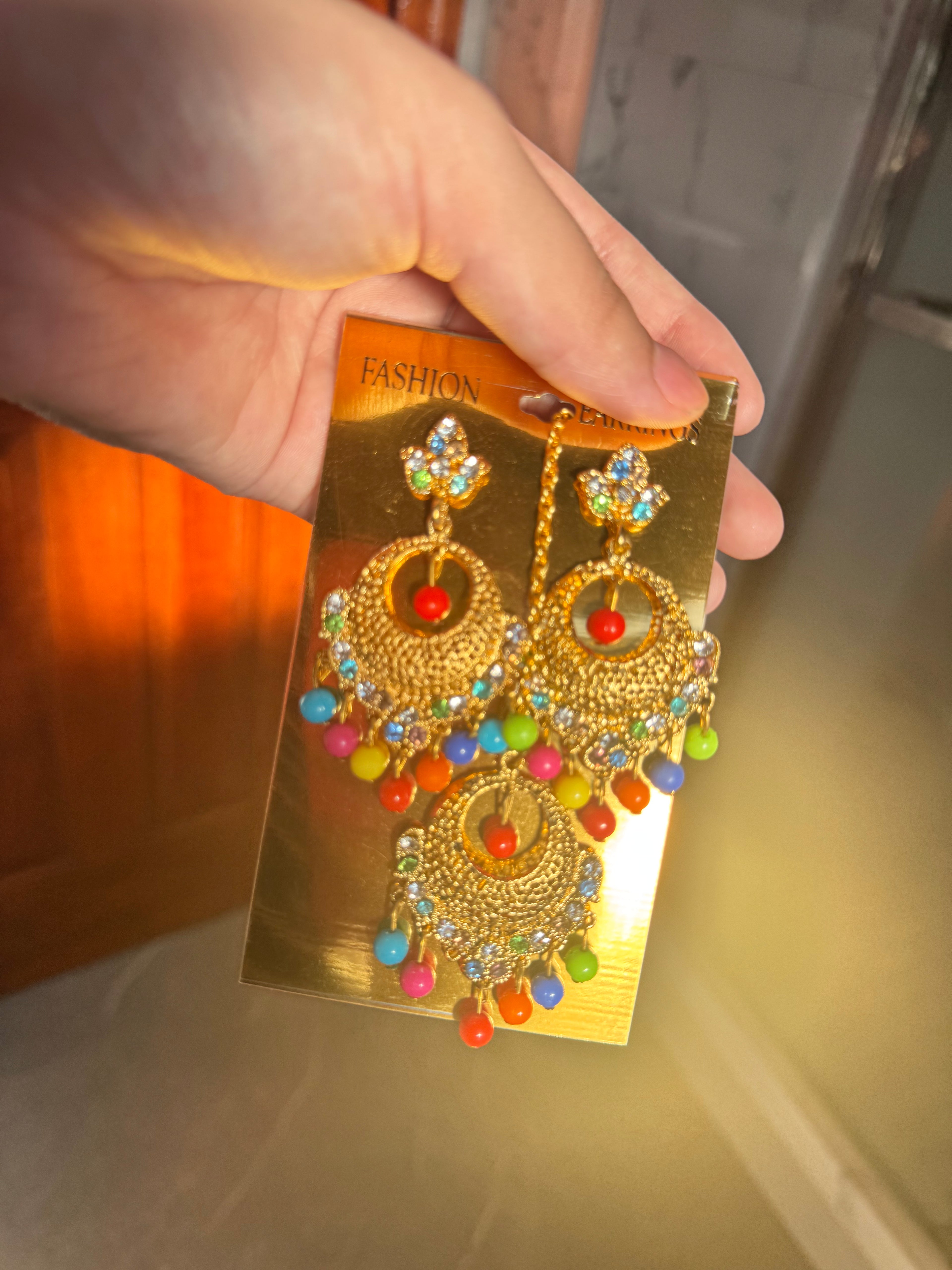 Multicolor tikka & earrings